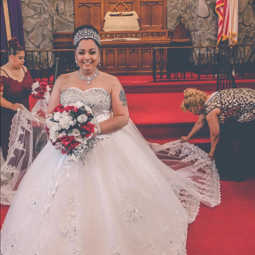 Wedding dress